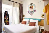 Turtles Inn | Low Res. 120dpi