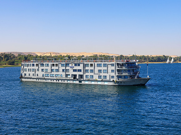 drz-coral-sea-cruises_B_2109