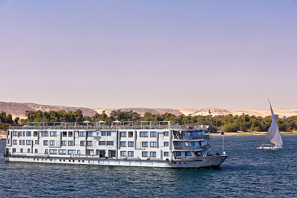 drz-coral-sea-cruises_Q1A4043